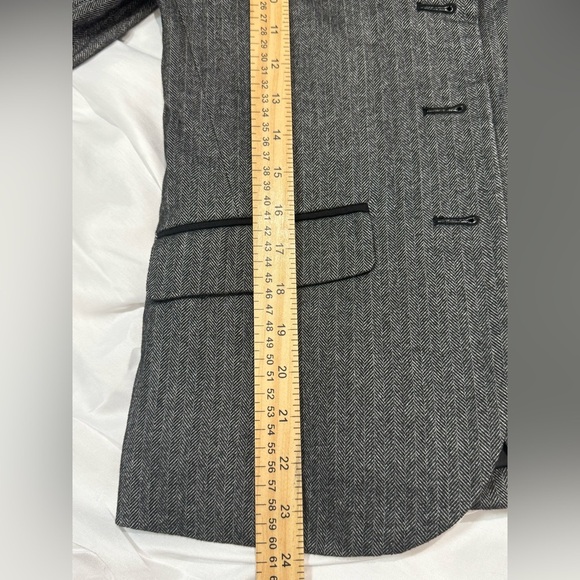 H&M Gray Herringbone Fitted Blazer Jacket Women’s 2 Business Casual Work‎ Office - Picture 12 of 15